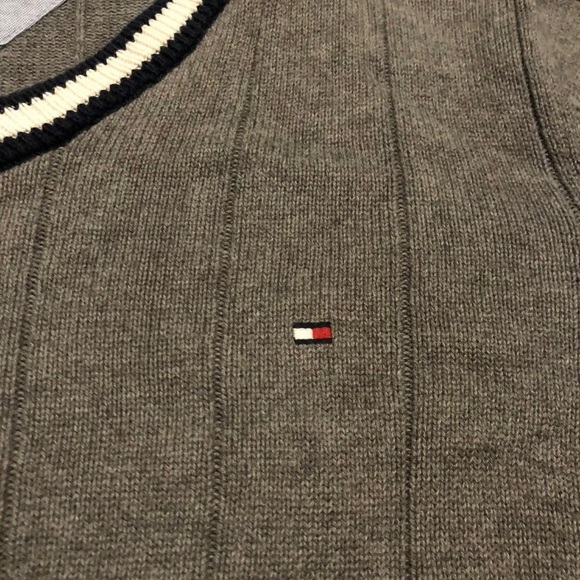 Tommy Hilfiger V Neck Sweater Pullover Grey Size M - Picture 5 of 8